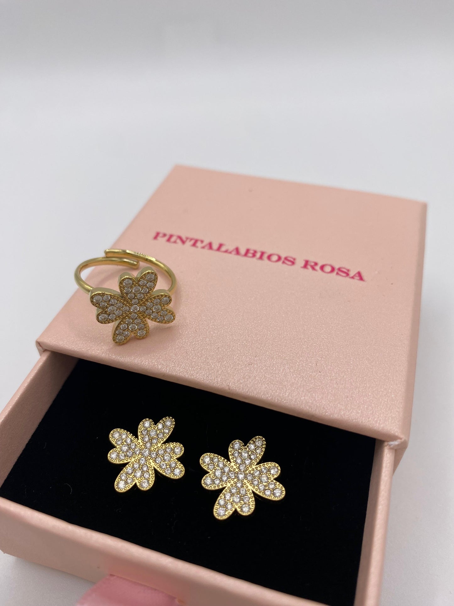 Pendientes Trébol Circonitas Dorado