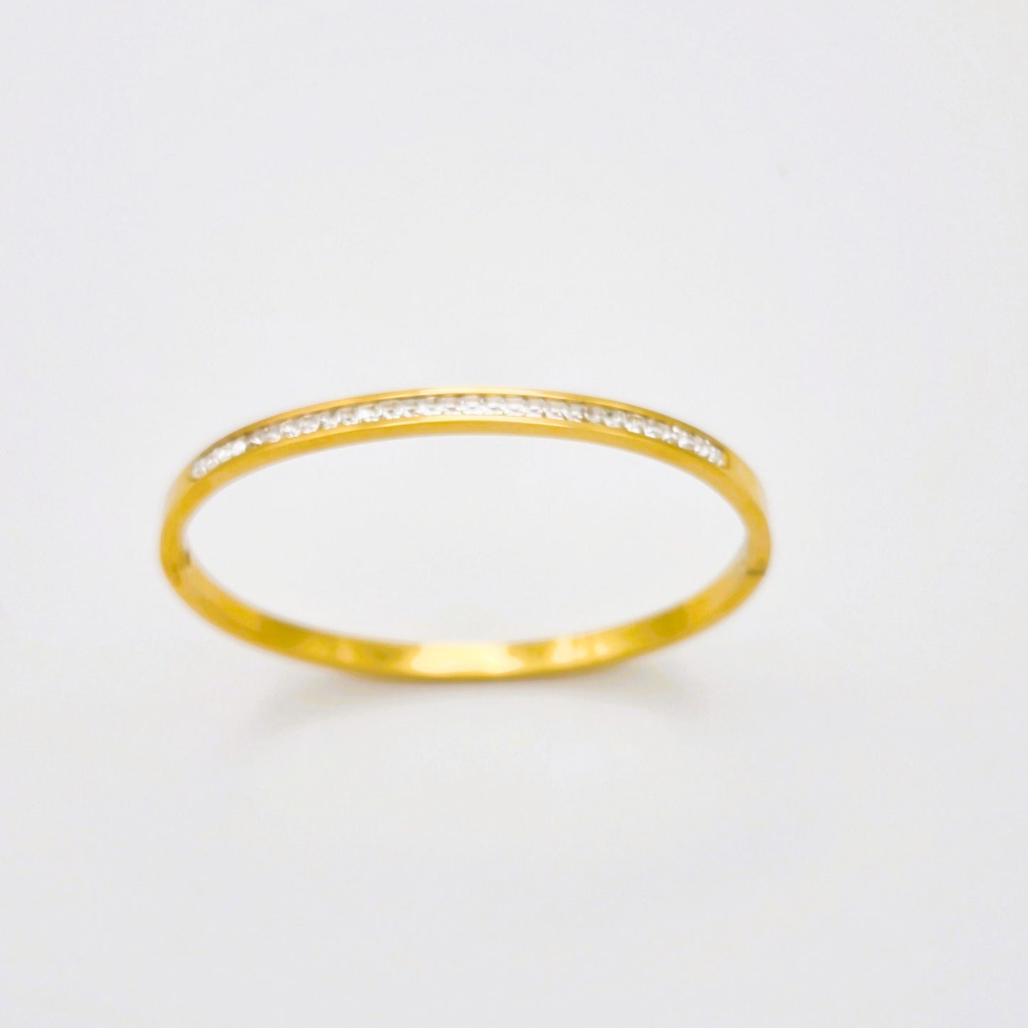 Pulsera Linea de Brillo Dorada Fina