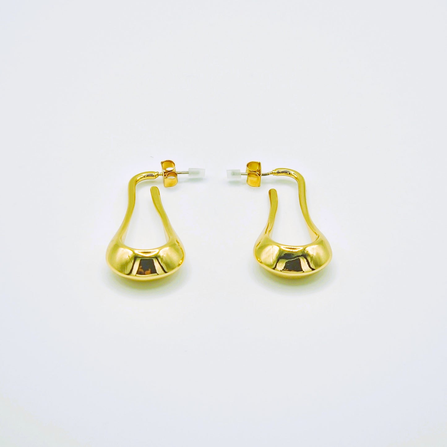 Pendientes Silueta Dorada