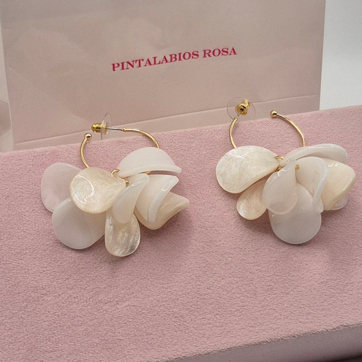 Pendientes Pétalos Blancos