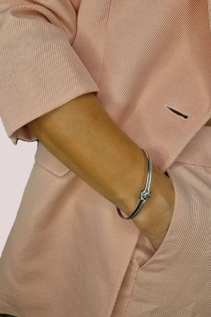 Pulsera Nudo Plateada