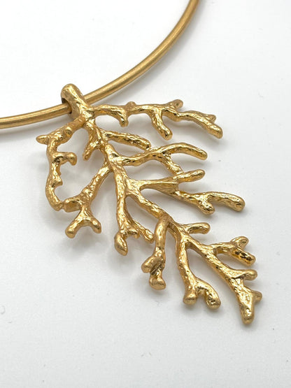 Collar Coral Dorado