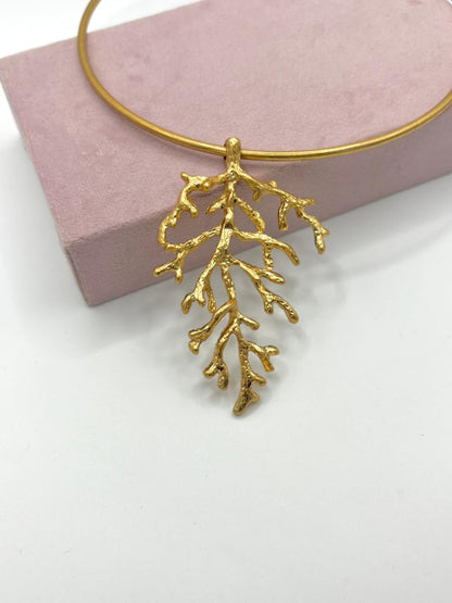 Collar Coral Dorado