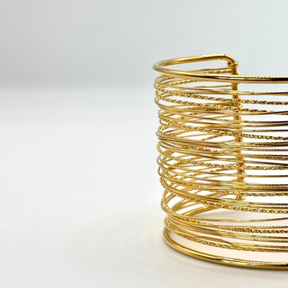 Brazalete Hilos de Oro