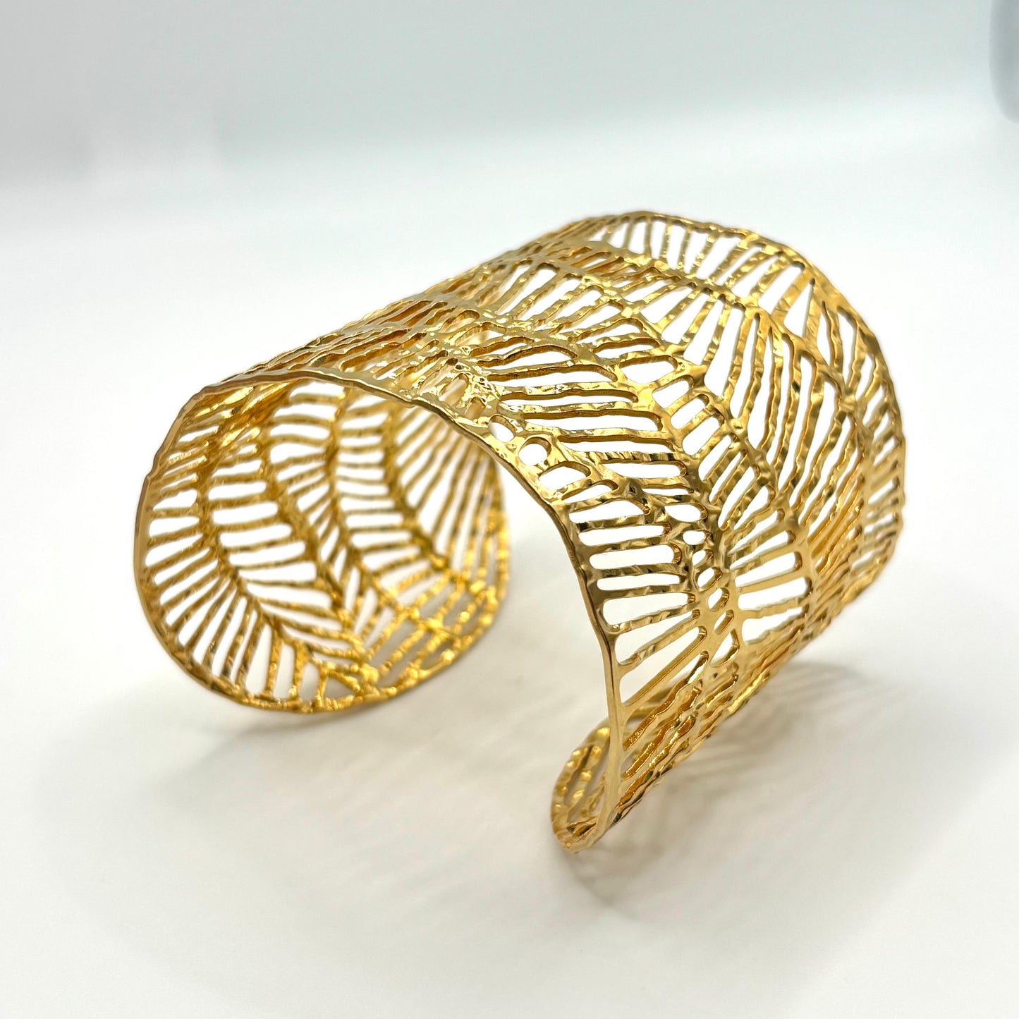 Brazalete Coral Dorado